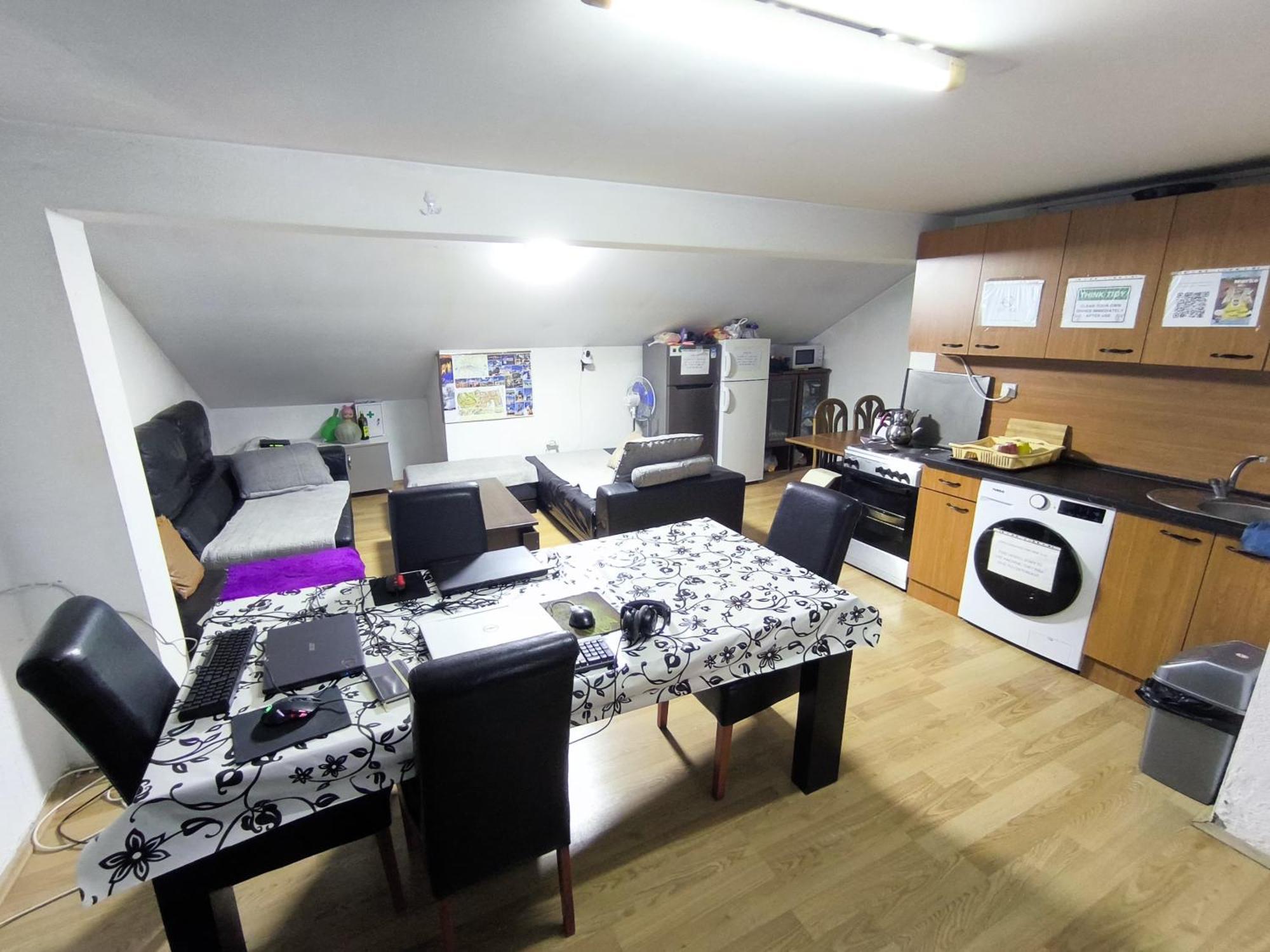 Historia Hostel Скопие Екстериор снимка